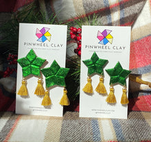 Load image into Gallery viewer, Winter Green Parol - large