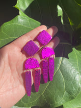 Load image into Gallery viewer, Manila - magenta foil