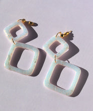 Load image into Gallery viewer, Lisbon White Glitter