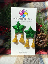 Load image into Gallery viewer, Winter Green Parol - small