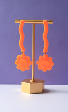 Load image into Gallery viewer, Holland - neon orange