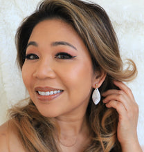 Load image into Gallery viewer, Wedding Blooms