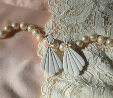 Load image into Gallery viewer, Wedding Veil