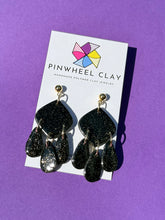 Load image into Gallery viewer, Pyrenees - black glitter
