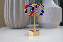 Load image into Gallery viewer, Washington Oval Cut-out Stud - Pinwheel Clay
