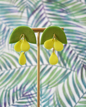 Load image into Gallery viewer, Maui Yellow Teardrops - Pinwheel Clay
